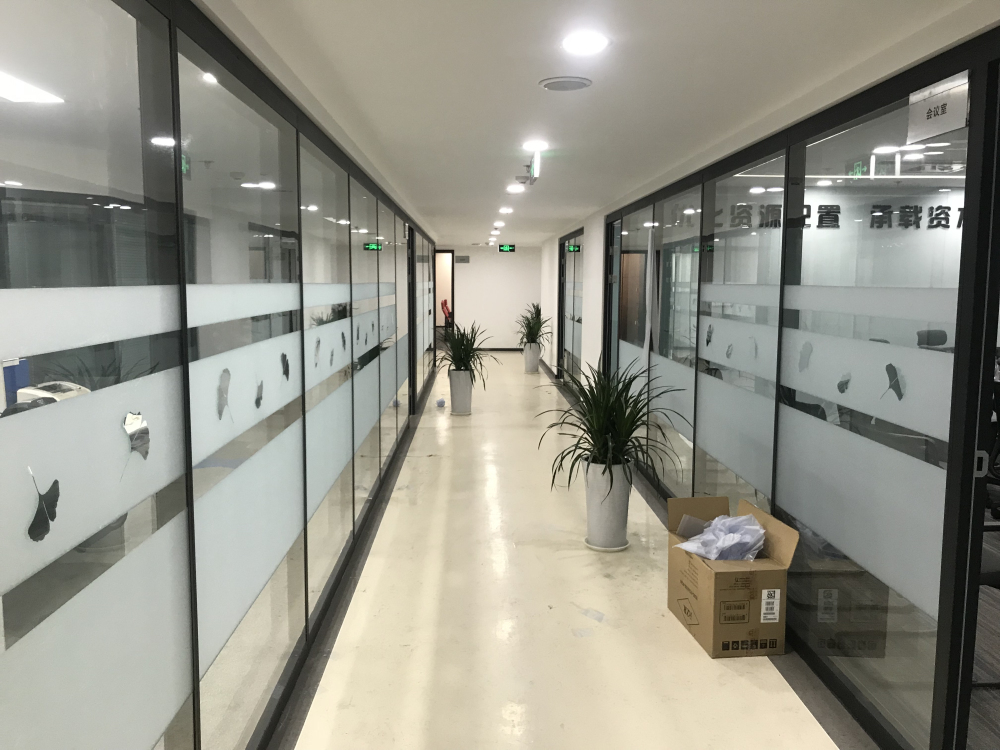 公司形象墻及辦公室軟裝設(shè)計(jì)制作安裝 (2)